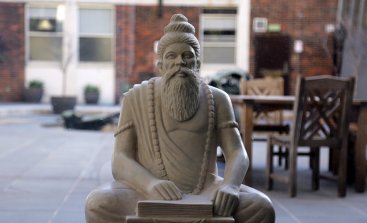 Sushruta Statue at Royal Australasian College of Surgeons (RACS)